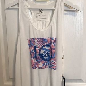 NWT Large tentree Tank